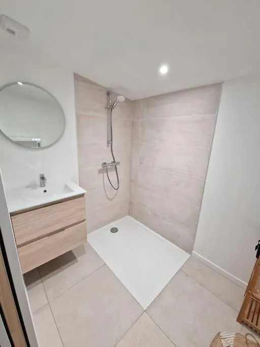 Ti Laouen Entre Bourg Et Plage Plouhinec  Holiday home