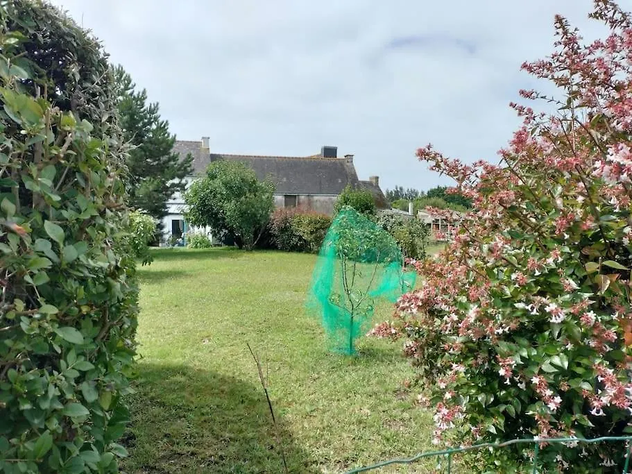 Ti Laouen Entre Bourg Et Plage Plouhinec  Holiday home Plouhinec (Morbihan)